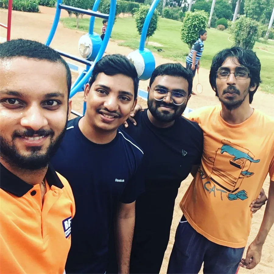 Sai Teja with clients during an outdoor session